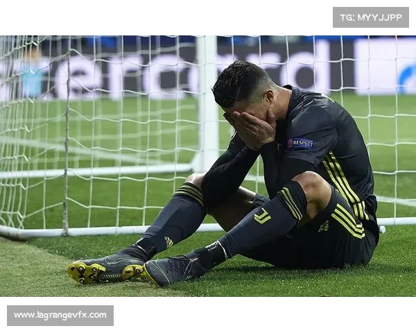 都灵体育报：尤文关注马竞边后卫莫利纳 计划引援阿尔瑙-马丁内斯之外